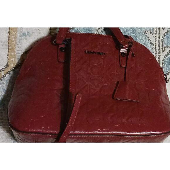 Calvin Klein Logo Red Vegan CK Embossed Handbag Purse with Shoulder Strap EUC - Picture 3 of 11